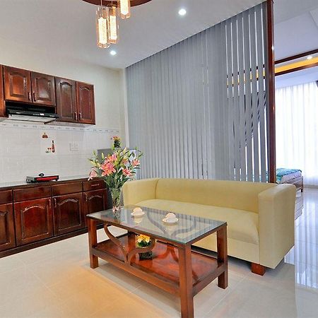 Duy Phuoc Hotel Nha Trang Exteriör bild