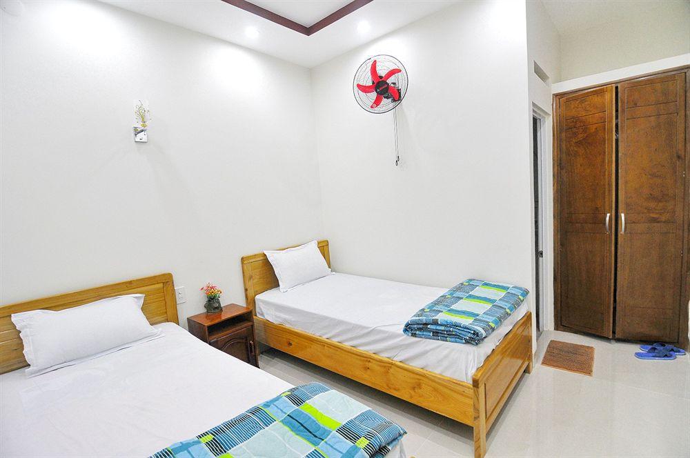 Duy Phuoc Hotel Nha Trang Exteriör bild