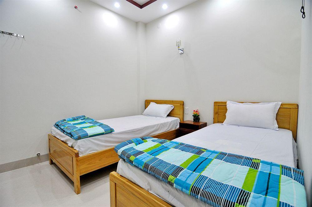 Duy Phuoc Hotel Nha Trang Exteriör bild