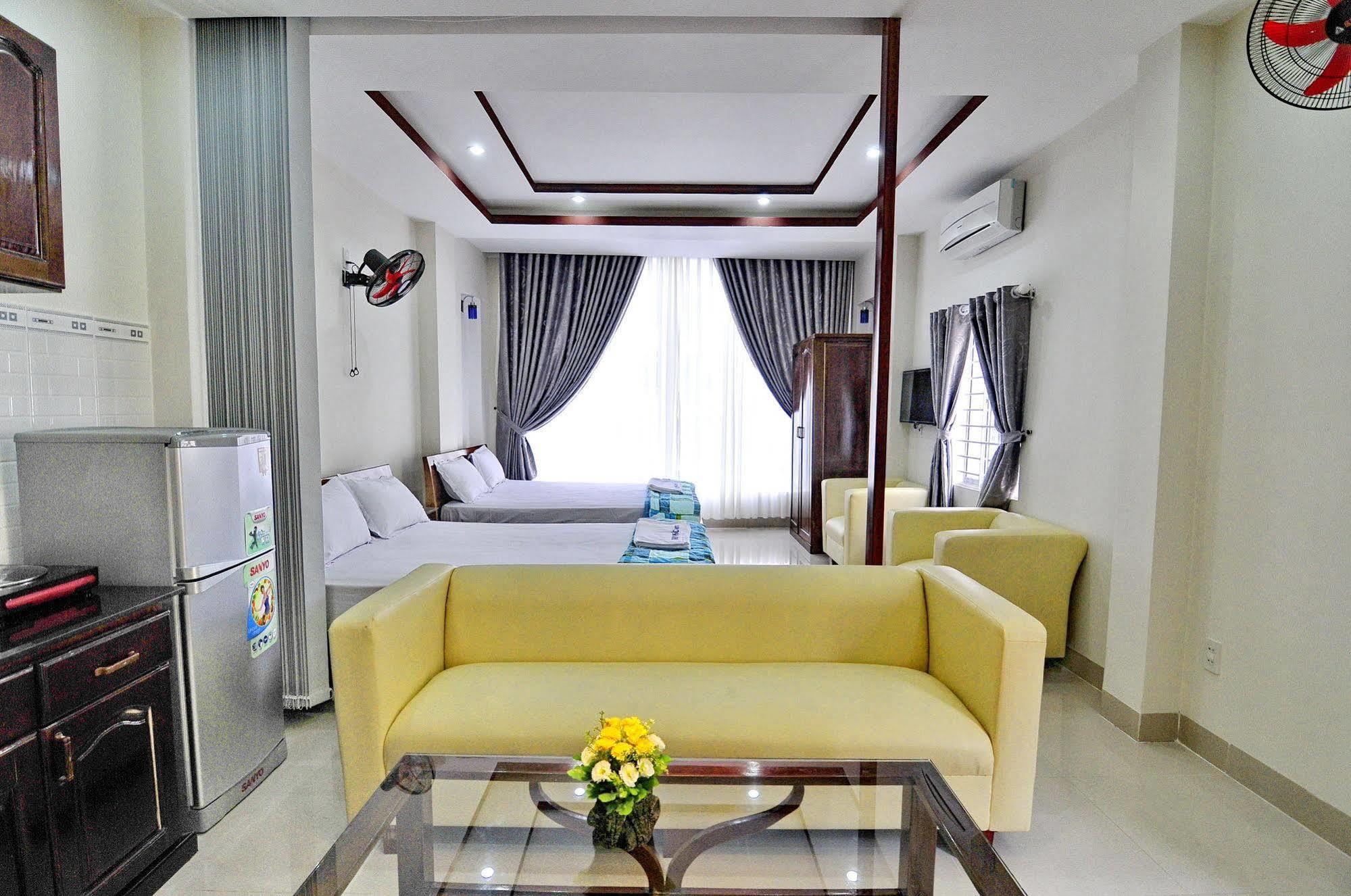 Duy Phuoc Hotel Nha Trang Exteriör bild